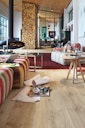 Vorschaubild MEISTER Laminatboden MeisterDesign. laminate LL 250 2052 x 248 x 10 mm 06380 Eiche Atacama Porensynchron-Struktur