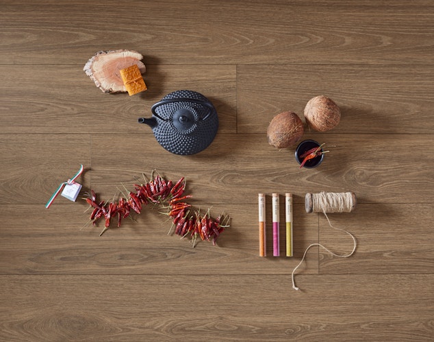 HANDMUSTER MEISTER Designboden MeisterDesign. comfort DL 600 S 7134 Princess Oak dunkel Porensynchron-Struktur