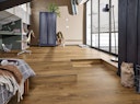 Vorschaubild MEISTER Designboden MeisterDesign. comfort DL 600 S 2052 x 219 x 9 mm 7130 Schlosseiche muskat Porensynchron-Struktur
