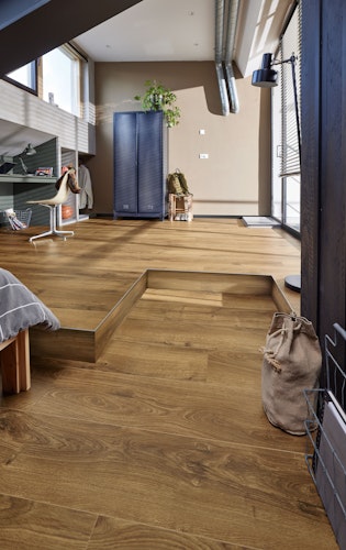 MEISTER Designboden MeisterDesign. comfort DL 600 S 2052 x 219 x 9 mm 7130 Schlosseiche muskat Porensynchron-Struktur